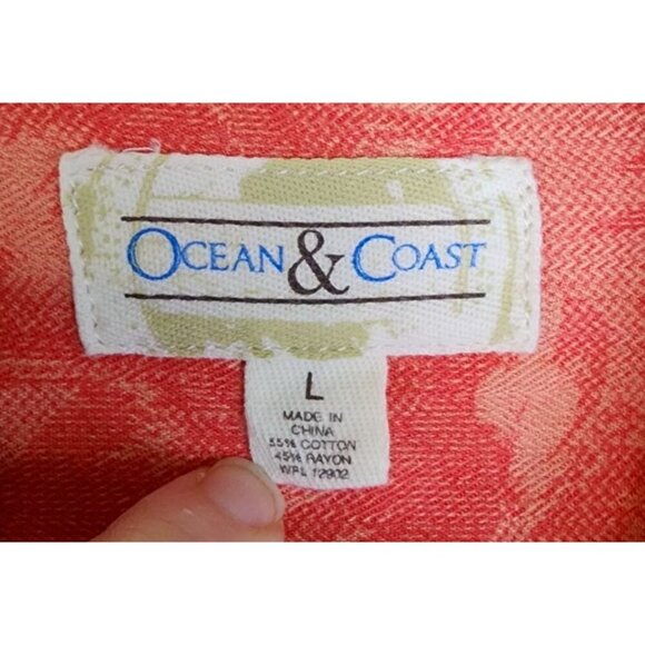 Ocean & Coast Shirt Mens Large Tropical Print Camp Wooden Button Travel - Picture 4 of 16